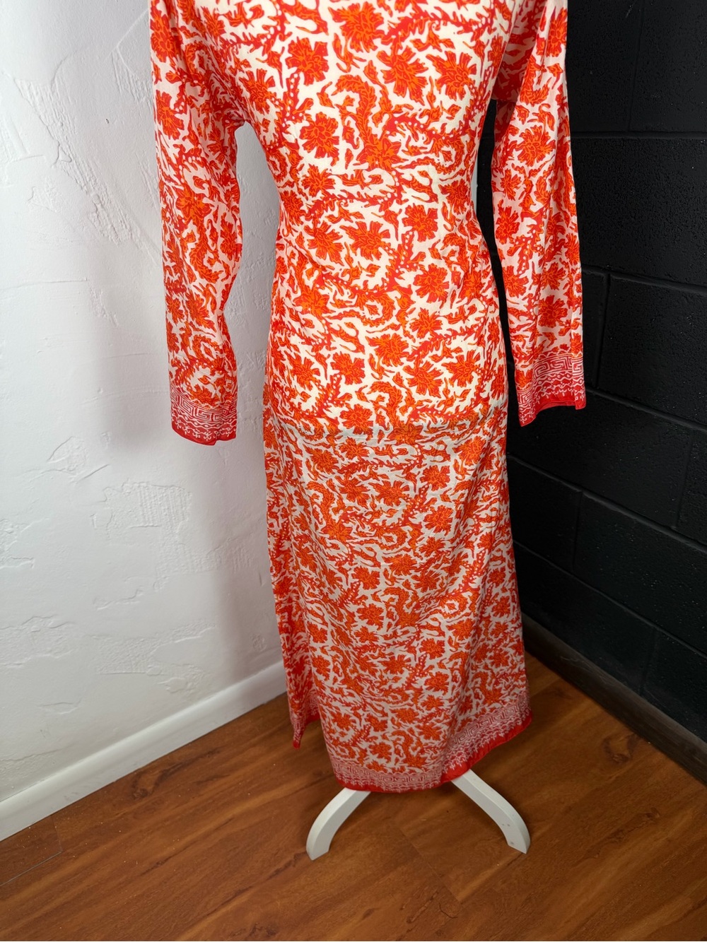 Stunning Italian Silk Red/Orange Floral V-Neck Drawstring Dress - size small 4/6 - Picture 4 of 16